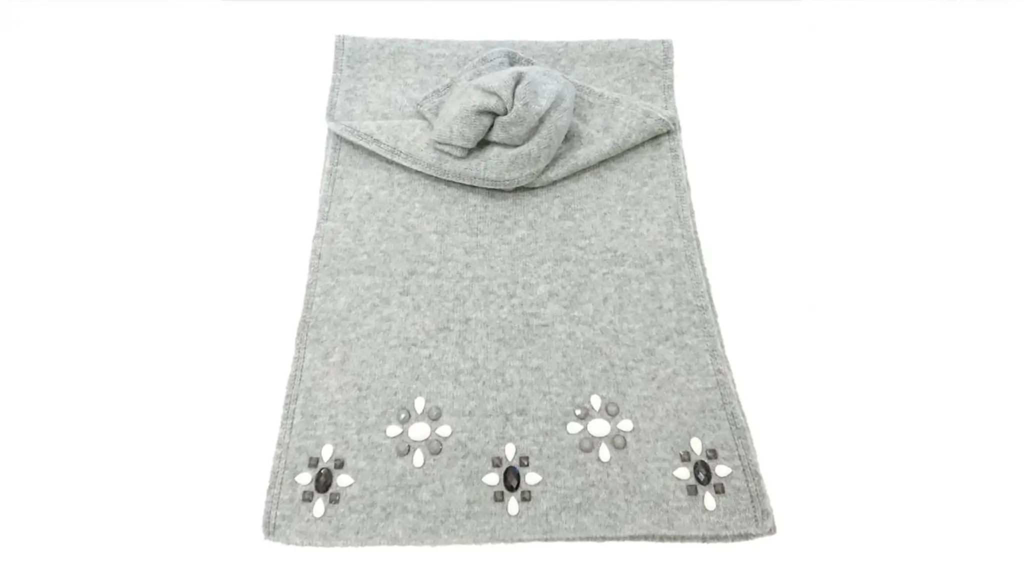 Can You Wash A Pashmina Scarf?