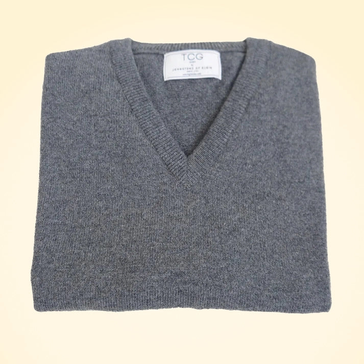 Relaxed Fit Cashmere V-Neck Jumper - TCG London